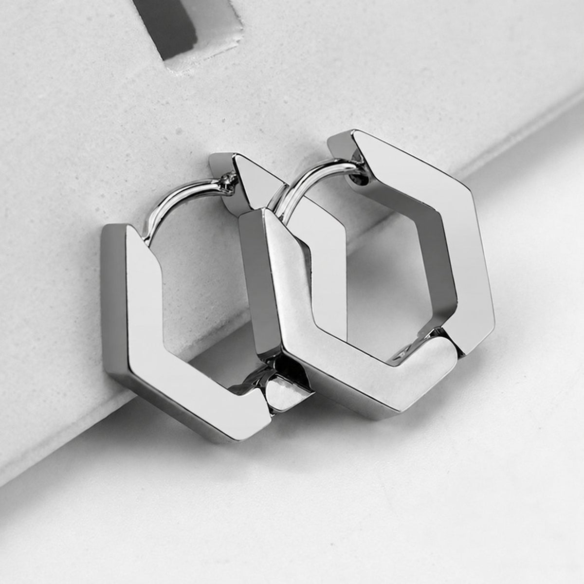 Geometrische Oorringen – Zeshoek / Zilver