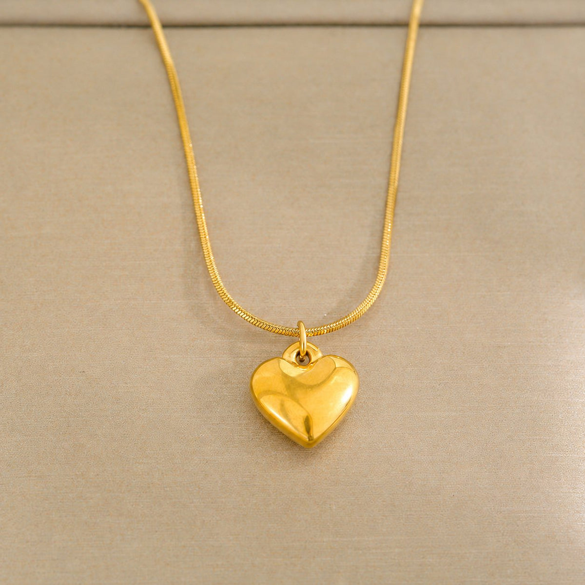 Hanger Ketting met Parel of Hart – Klein bol hartje