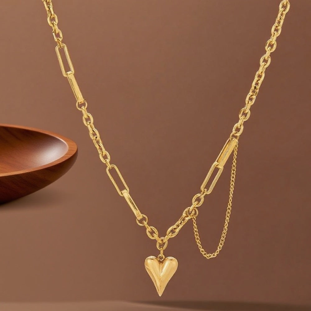 Collar corazón en color oro